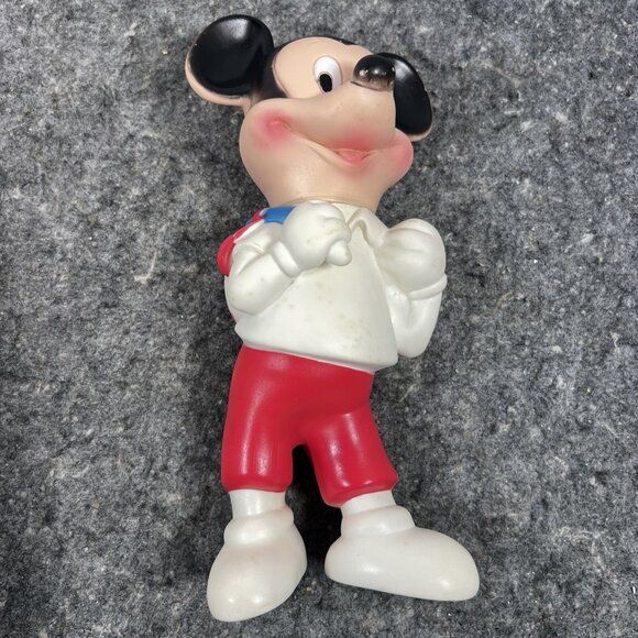 Vtg DELL WALT DISNEY HITCHHIKING HOBO MICKEY MOUSE SQUEAKY TOY - Picture 11 of 15